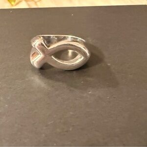 James Avery Sterling Silver Fish Symbol Ring retired
